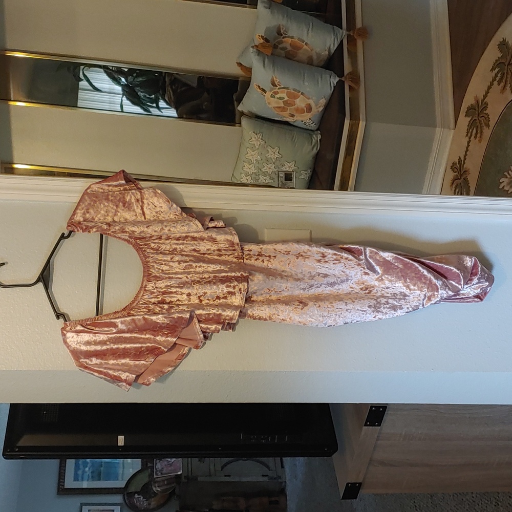 Beautiful Venus rose color dress